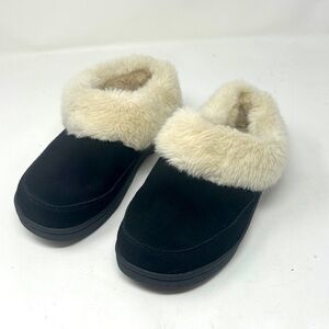 Clarks fur clogs size 6